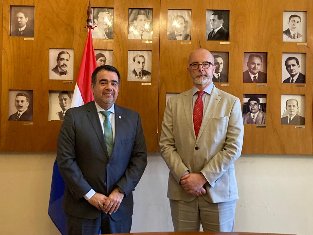 Jonathan Knott tweet media