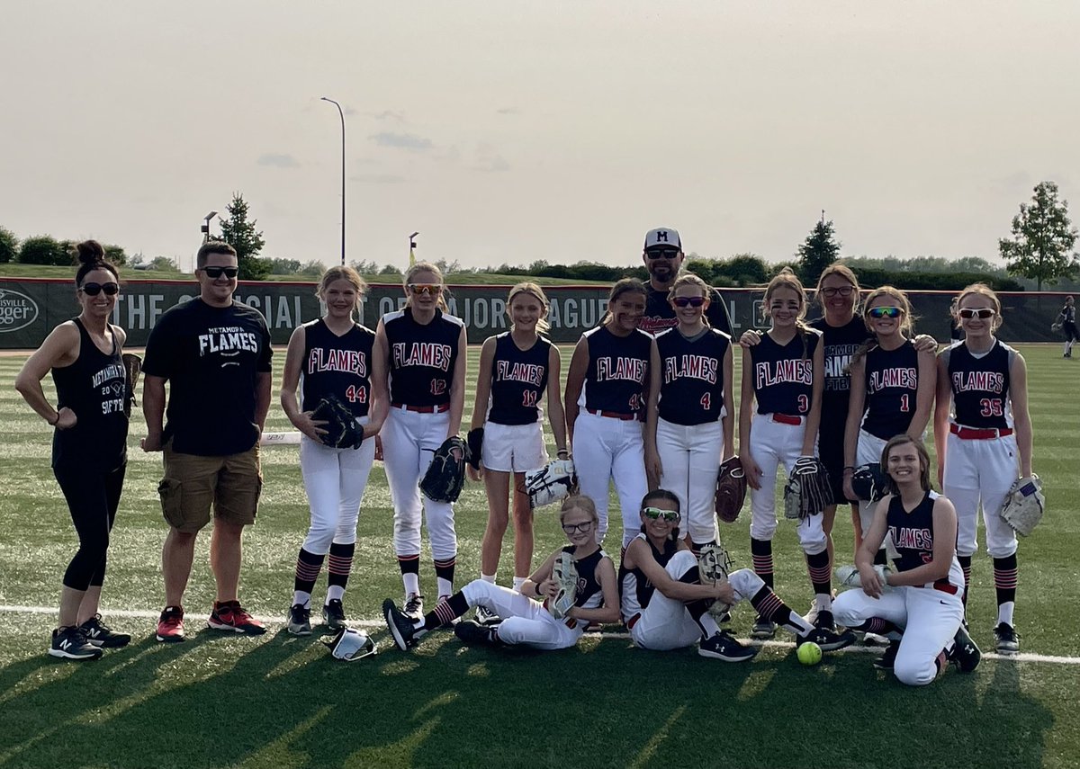 PeoriaSluggers's tweet photo. Another awesome night at Louisville Slugger Sports Complex for the Fastpitch Travel Team League (FTTL) ☀️😎🥎
Interested in signing up your 10u/12u team for our 2024 season, contact Renee Gass #FTTL https://t.co/2cuu2Vm2Gr