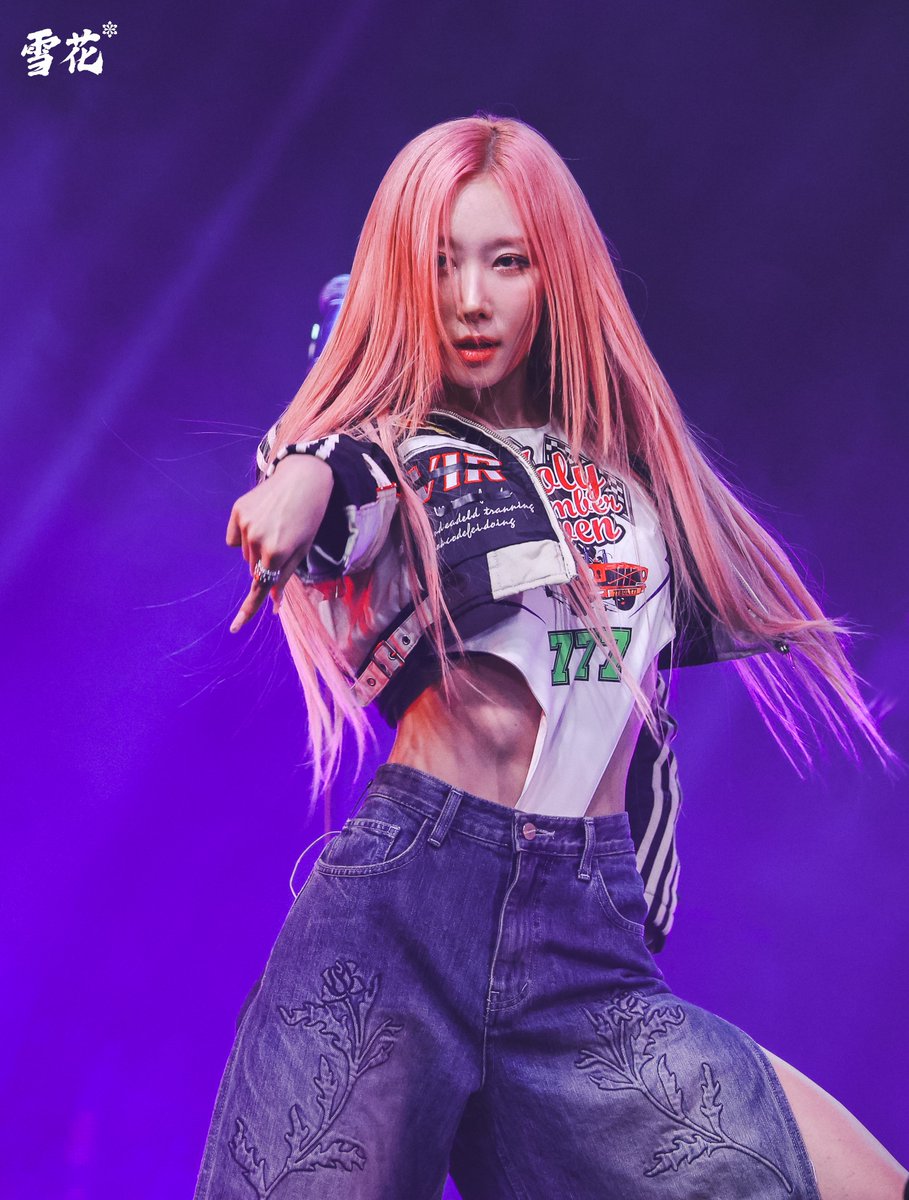 XueHua1026's tweet photo. 230524 Bon Voyage 컴백 쇼케이스 
#한동 #韩东 #드림캐쳐 
#HANDONG #Dreamcatcher
@hf_dreamcatcher https://t.co/N162VWjkb9