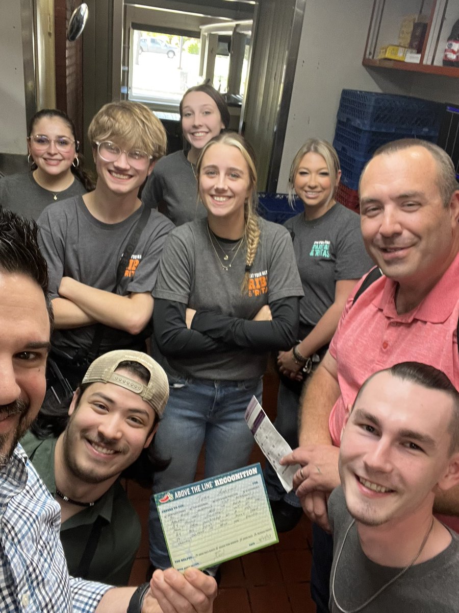 Team Appleton crushing their Q4 menu validation, leading to some much deserved recognition! Erick role models continually Coaching and Developing, and great things follow! #TNT <a href="/NicholasBPaxton/">Nicholas Paxton</a> <a href="/LynAj4/">Lyn Jones</a> <a href="/aLee1529/">Alison Richardson</a>