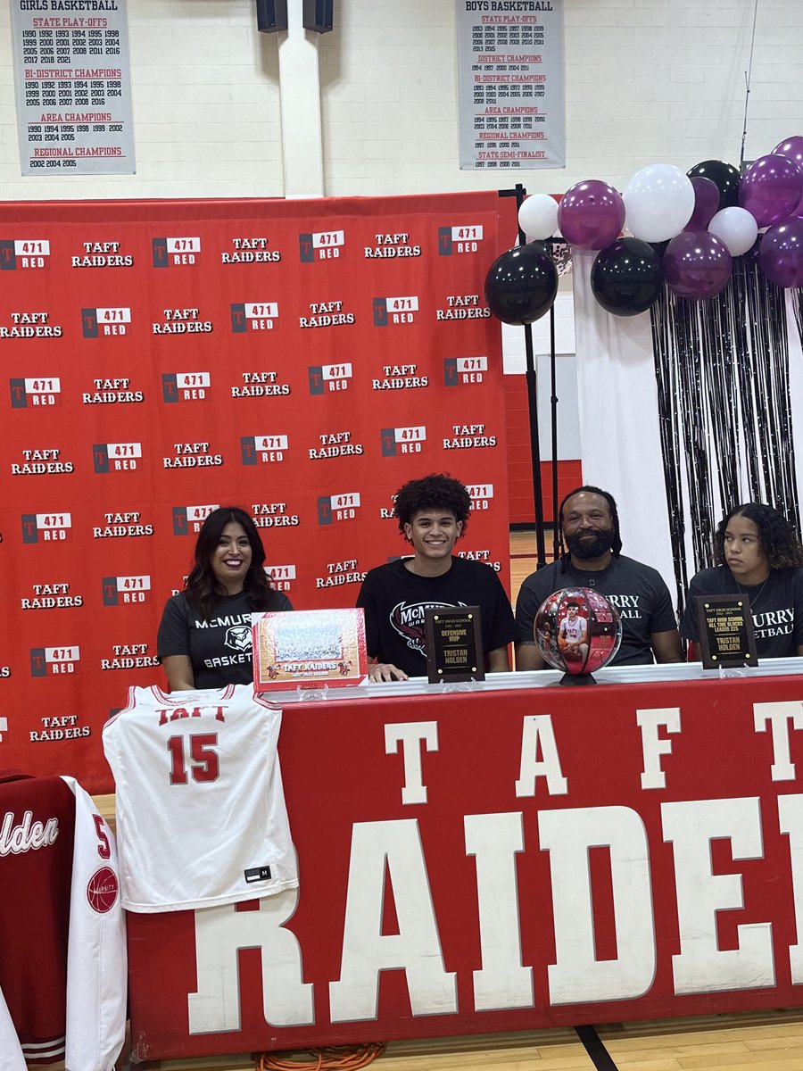 taft_basketball's tweet photo. So proud of Tristan Holden!! 2 Year First Team All-District player, 2 Year 1st Team All-Academic player, &amp; All Time Blocks leader at Taft HS with 225 Block shots, which was held for 25 years at Taft. Big things ahead for Tristan as he signs with McMurry University!! https://t.co/F9QQ9I7SXp