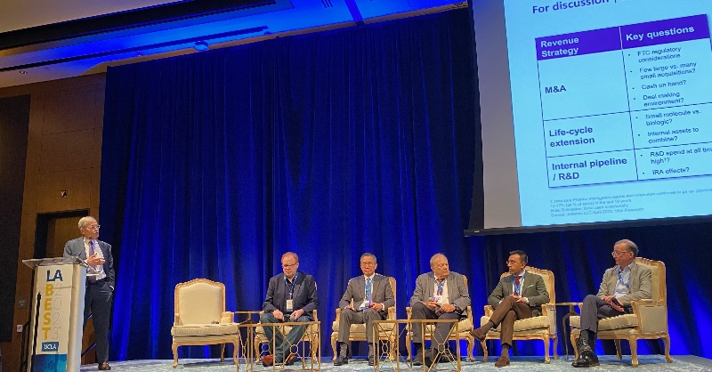 AllogeneTx's tweet photo. Our President, Co-Founder, and CEO, David Chang, joined industry leaders at #LABEST2023 to discuss biotech innovation during the Meet the Leaders Panel, moderated by our Chairman, @Arie_Belldegrun. https://t.co/McpUvUyOK8