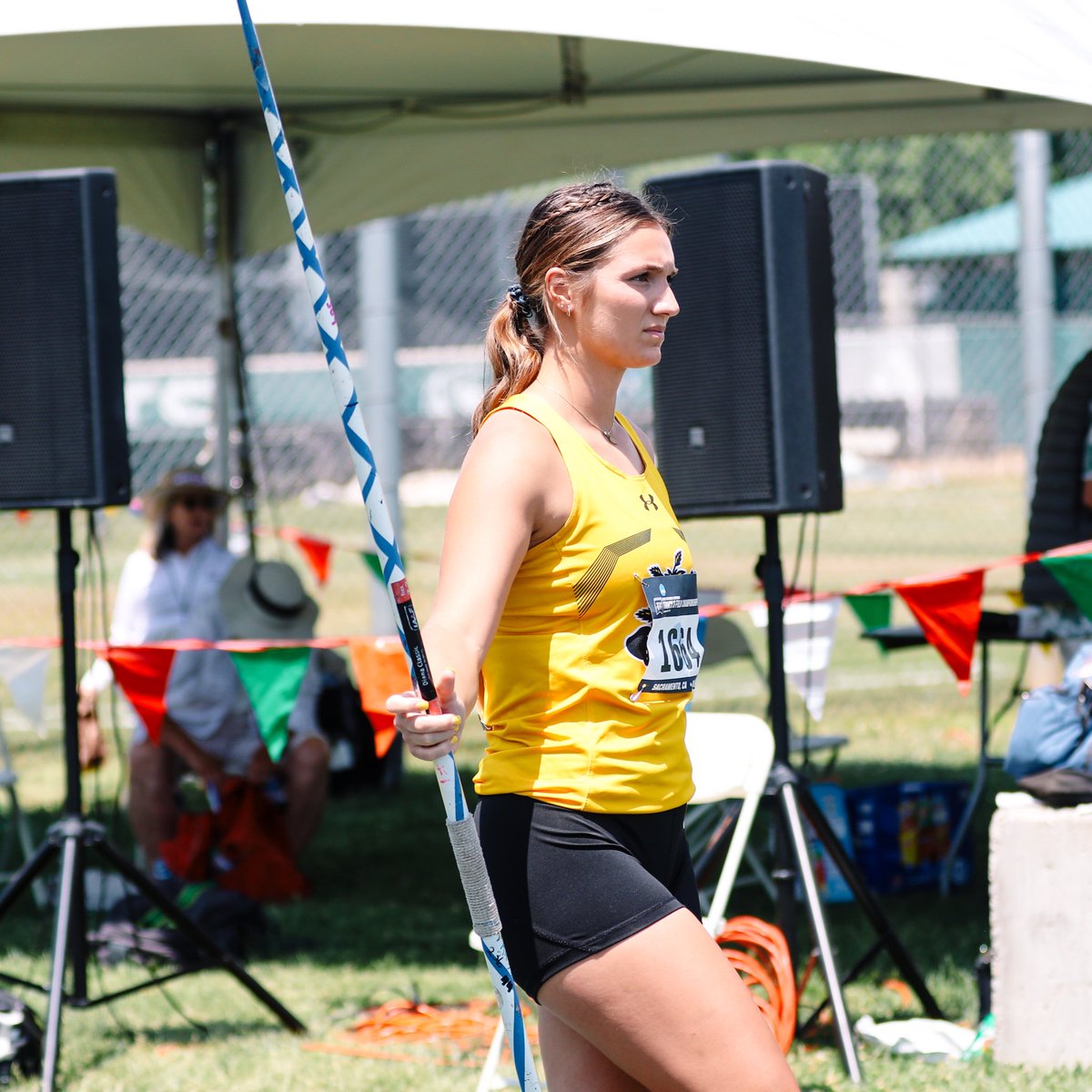 GoShockersTFXC's tweet photo. Sam’s sophomore season in the books ✔️ 

39th - JAV - 43.28m/142’0” https://t.co/qO3JbSB2Z8