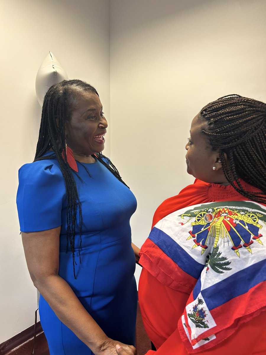 VJWilliams_7's tweet photo. Celebrating Haitian Heritage Month in the City of Opa-Locka with our Miami Dade County Commissioner Marlene Bastien. Thank you for your support!! https://t.co/BthFHeCIUO