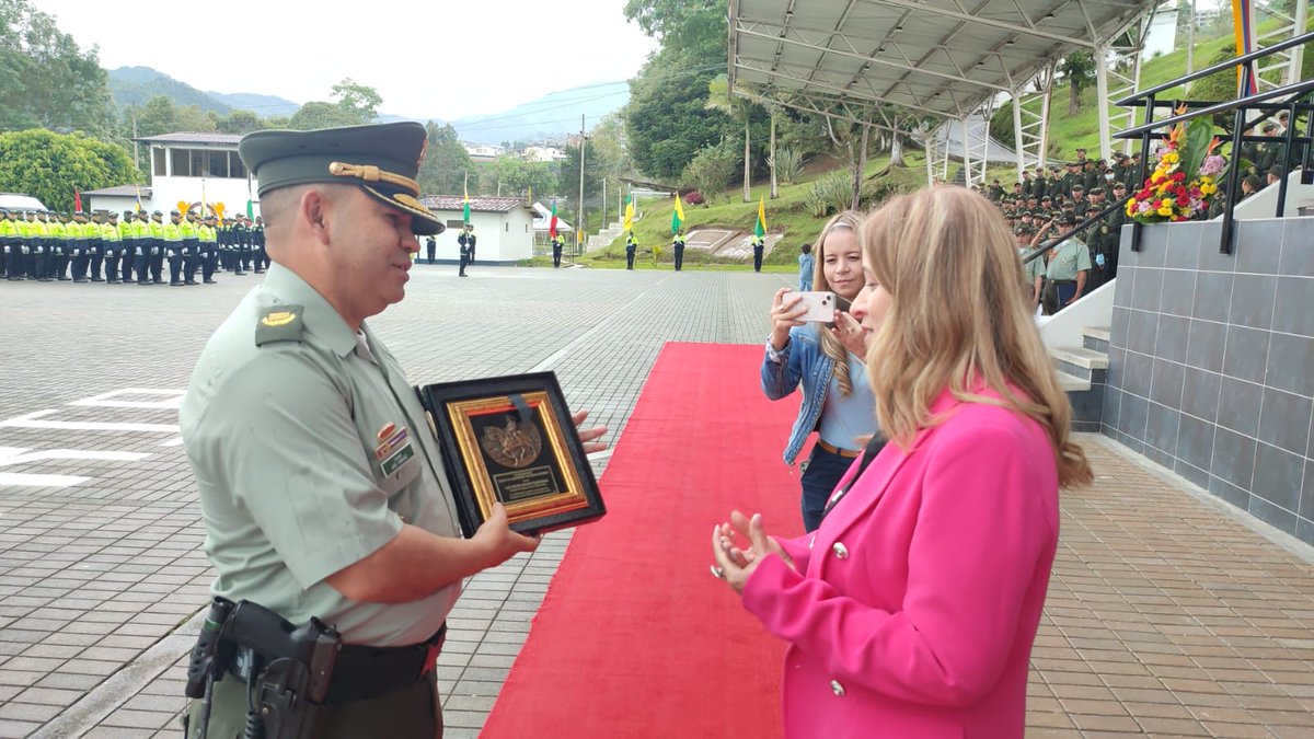 Departamento de Policía Caldas tweet media