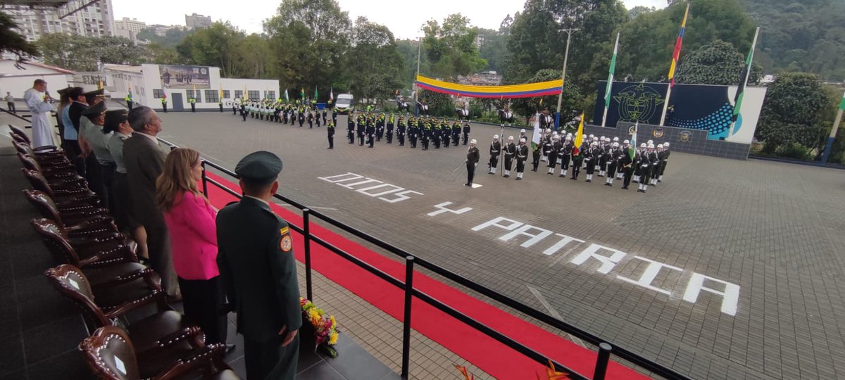 Departamento de Policía Caldas tweet media