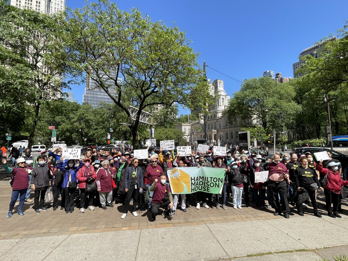 Today, Hamilton-Madison House showed up at City Hall for @HSC_NY’s #DayWithoutHumanServices rally to fight for #JustPay - standing with our non-profit friends & allies for a 6.5% #COLA in the city budget and livable wages for our workers. Human services keep this city running!