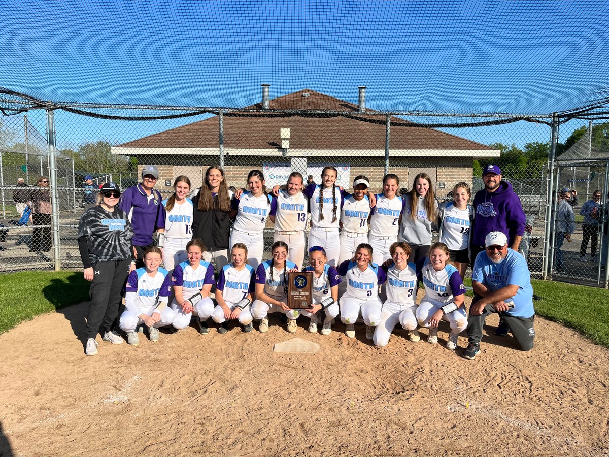 WaukeshaNorth1's tweet photo. Congratulations to the North Softball team for winning a Regional Championship tonight vs. Waukesha West! We play again on Tuesday at 4:30pm at Sussex Hamilton! https://t.co/cYNzlk3DmK