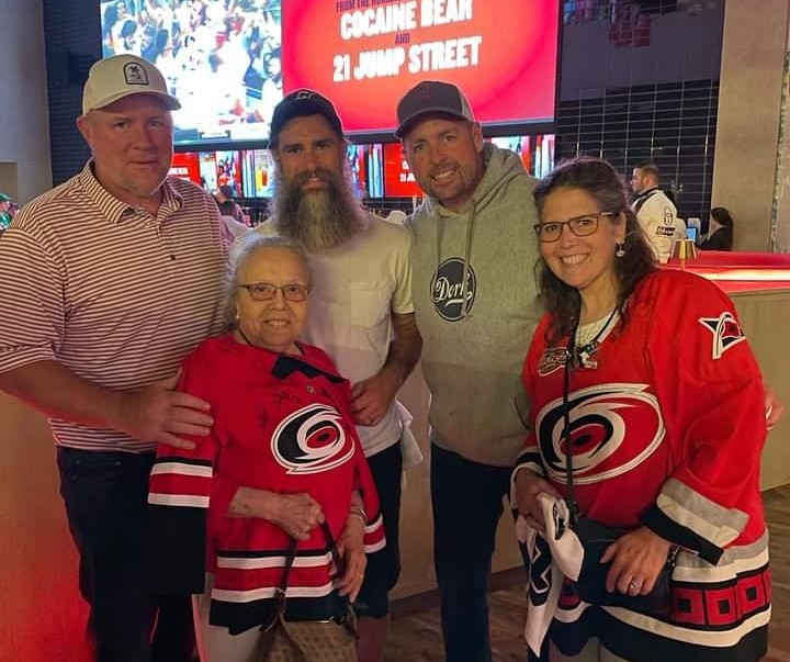 @NHL_AaronWard @NHL @Canes @NFLAlumni Thanks so much! We enjoyed dinner, drinks and great fun Monday and Wednesday. My mom loves her jersey too 😁. We will be back and hope to attend other fundraising events.