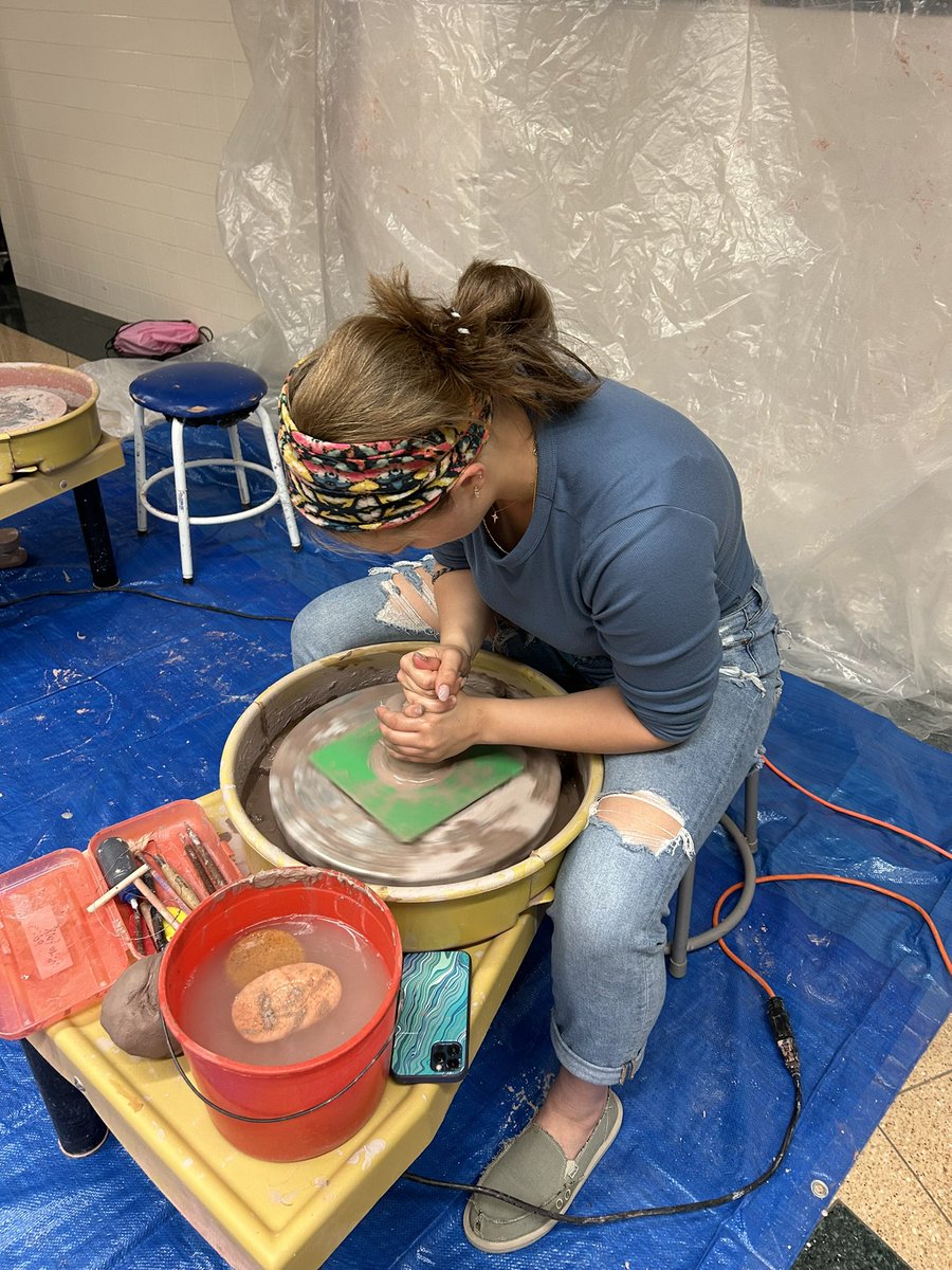 Amy Miller tweet media