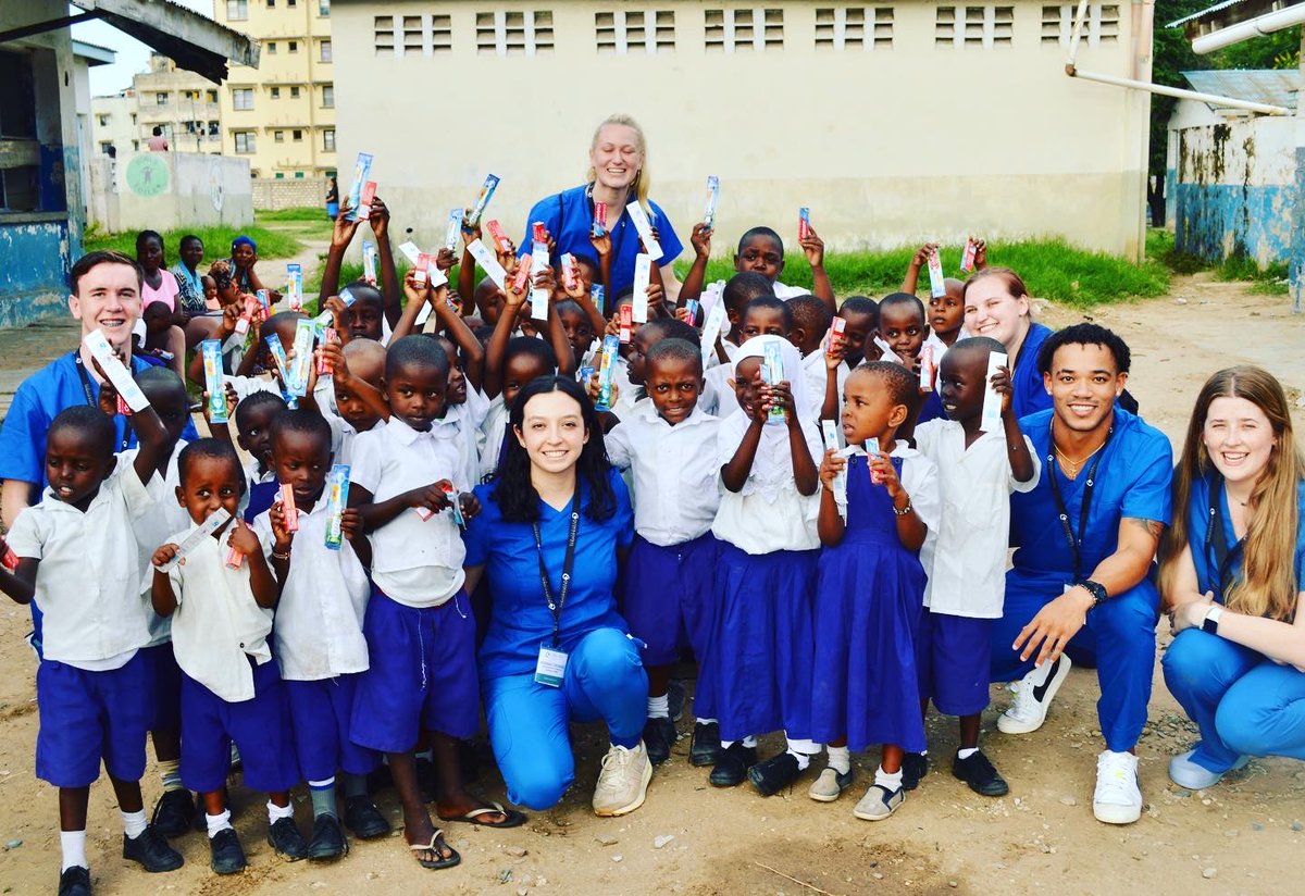 IMAFoundation's tweet photo. Earlier this week, we conducted our weekly Hygiene Education Session at the Chaani Primary School in the Changamwe neighborhood of Mombasa, Kenya. During the session, our interns taught the... More: https://t.co/XPqRgWrCVi

 #studyabroad #premed #hygieneclinic #oralhygiene #kenya https://t.co/hYyLcbdDBU