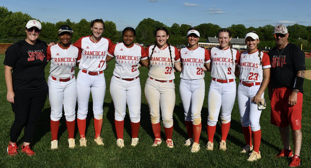 RV Softball tweet media