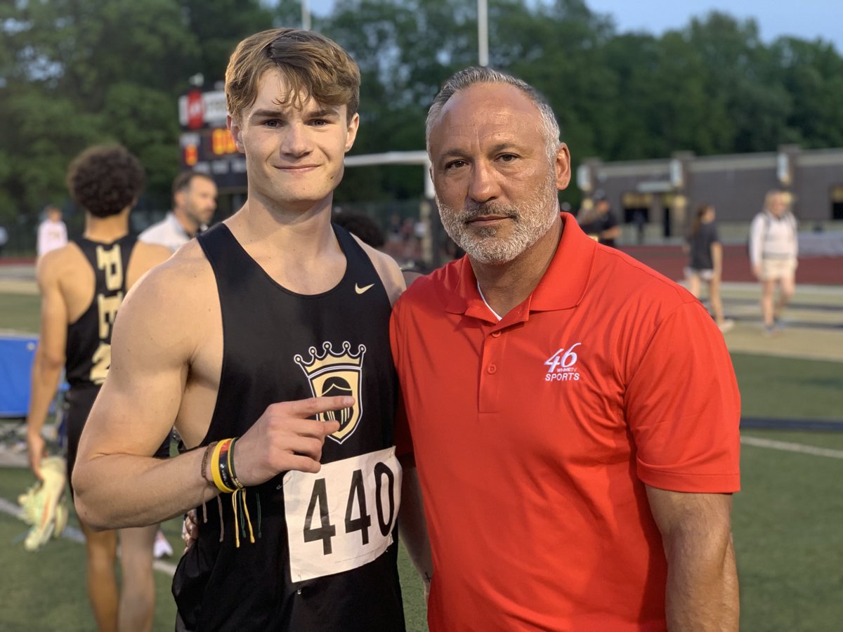 He is now the fastest man in the region(al)! ⁦<a href="/KingsmenTrack/">Penn Kingsmen T&F/XC</a>⁩ sprinter ⁦<a href="/KellenWatson5/">Kellen Watson</a>⁩ wins the 100 in 10.82!