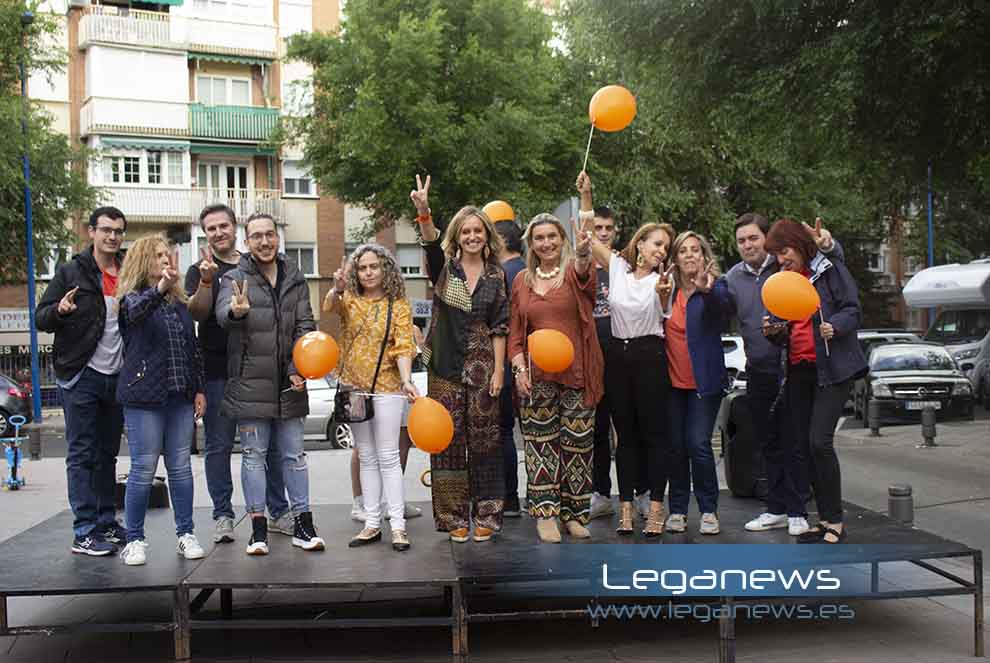 Leganews's tweet photo. La candidata de Ciudadanos en Leganés, Marisol Serrano, cierra la campaña con el apoyo de Aruca Gómez - https://t.co/z4mbx7ldPs https://t.co/Jxn3cedRCj