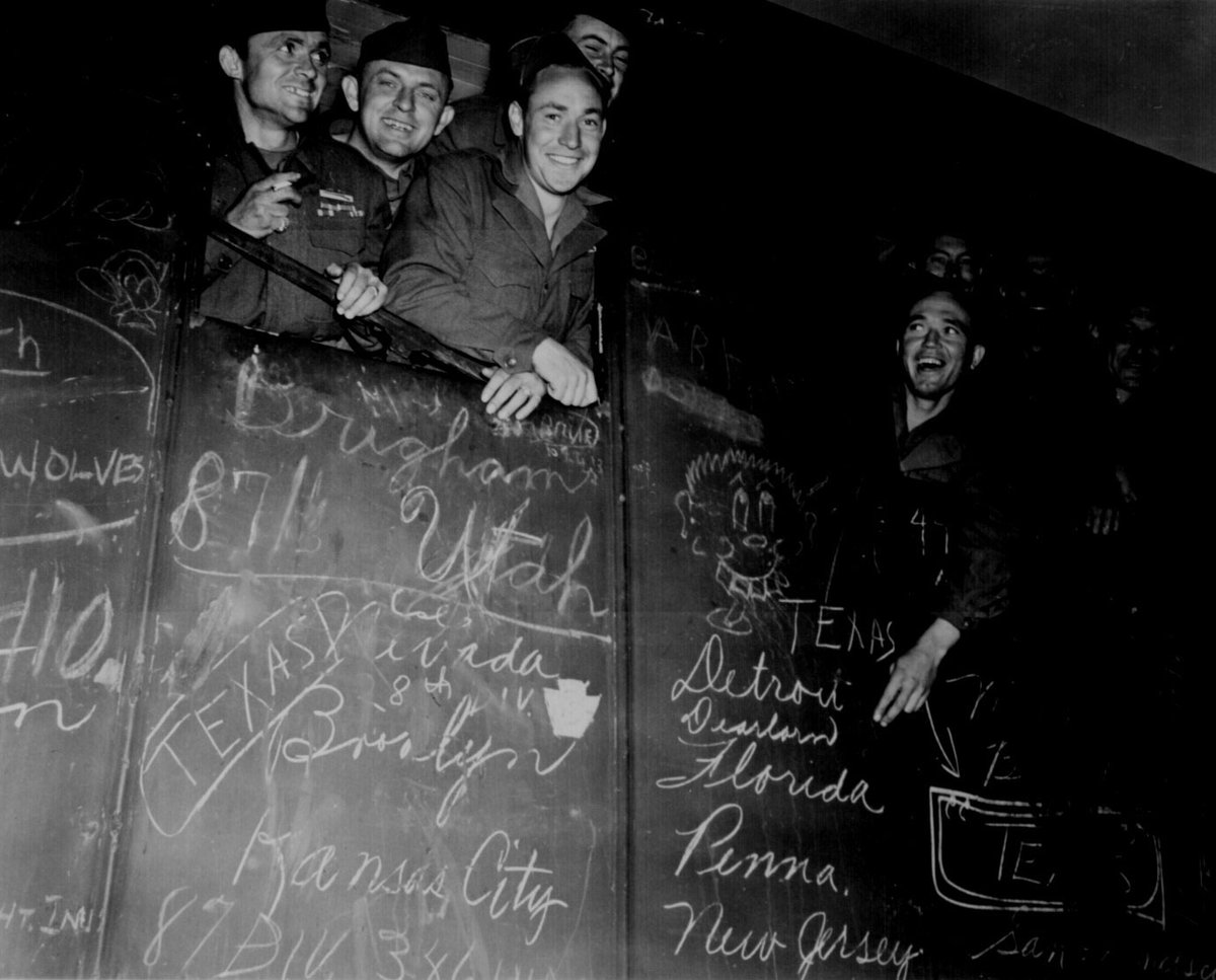 The first US soldiers to return home from France under the Army's new point system, Le Havre, France, May 25, 1945.

#WeRememberThem