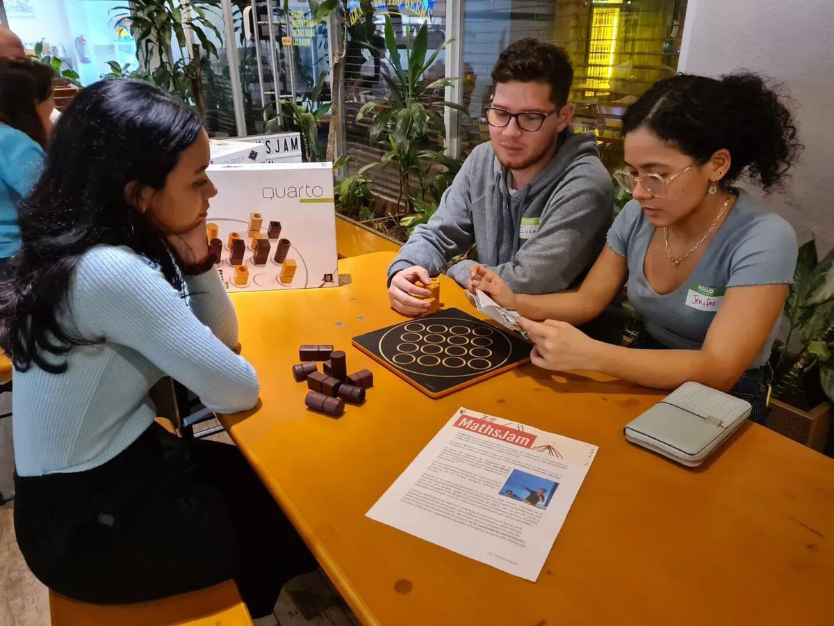 fundapromat's tweet photo. Imágenes del segundo MathsJam presencial del año 2023, que se realizó en la Rana Dorada de Condado del Rey!
#mathsjam #matemáticas #mathisfun #ilovemath #ilovemathematics #panamá #crecimientointelectual #capacidadesmentales #mayordeedad #happyhour #retos #desarrollointelectual https://t.co/1FMdvX9J3e
