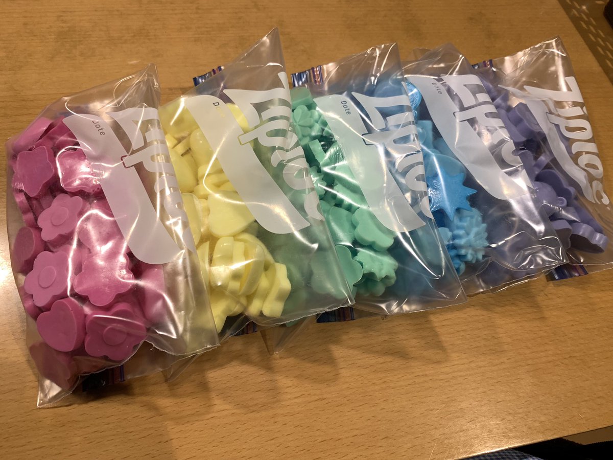 aroma_litsea's tweet photo. ミニ石けん250個作成！
週末のワークショップ用

#木育キャラバン https://t.co/j302ltBUA6