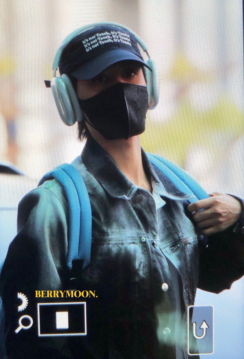 BerryMoon614's tweet photo. 230526 인천공항 출국
오늘 진짜 음대 오빠
#태일 #TAEIL #NCT127 https://t.co/M33OcnggSk