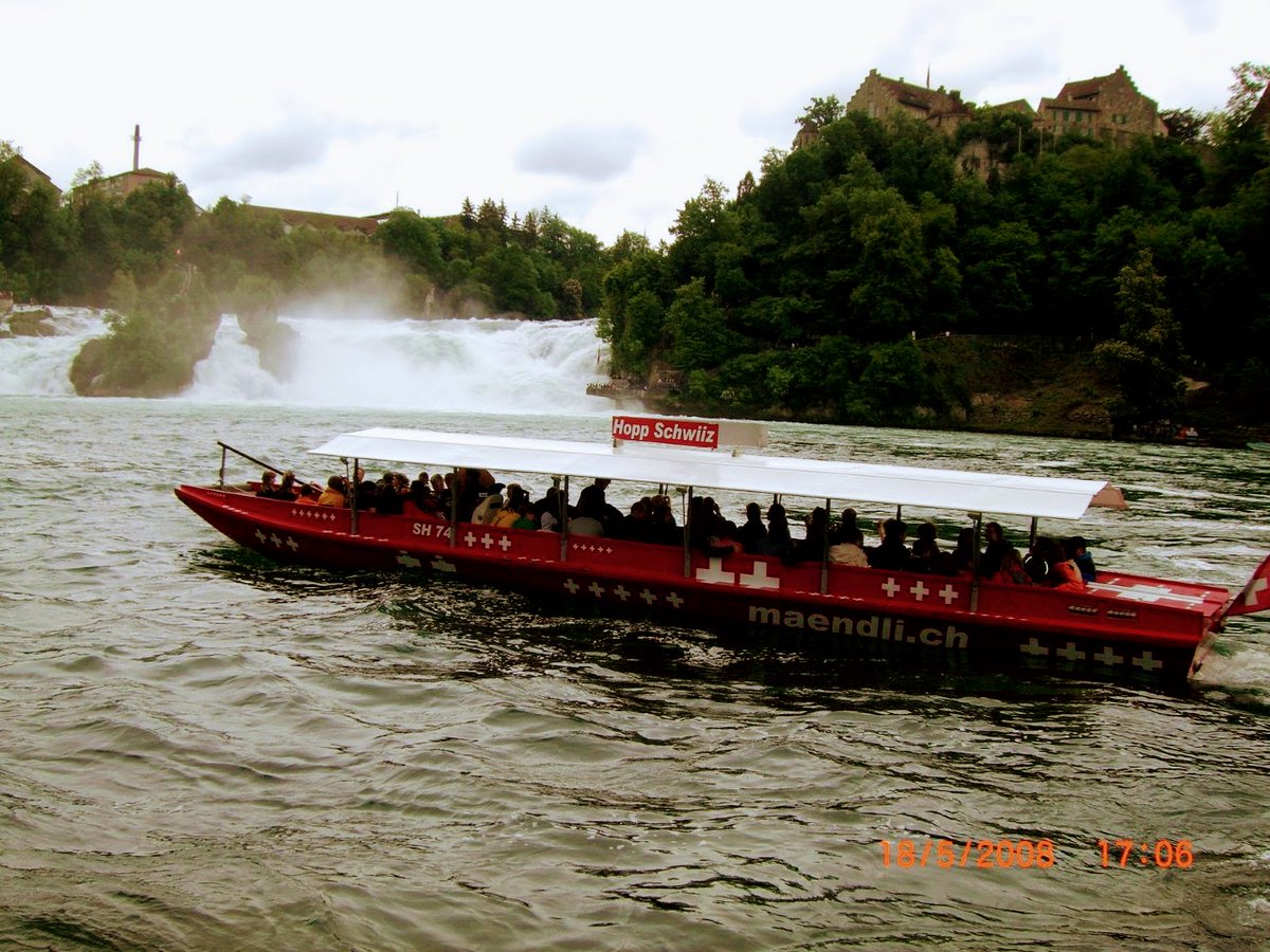 KettleAndTravel's tweet photo. @obligatraveler @wandersmiles @intheolivegrov1 @jollyhobos @UnCruise @tailsandstays @cruiselifestyl @TravelAtWill @EatSleepCruise @inspired2cruise @sisbehaving @cruisemummyblog @Dawnistraveling @PokyLilWanderer Adding another set of #Top4Boats from four different regions to end the week of #Top4Theme:
1. Dolphin Tour, #LosAngeles (US)
2. Abra (Traditional Boat), #Dubai (ME)
3. Rhine Falls Boat, #Switzerland (EU)
4. Floating Market, #Bangkok (SE Asia) https://t.co/DqOg00bBqR