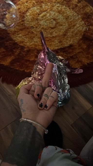 Trying to inflate balloons for like the first time ever with helium. Instantly blow up the main and largest<a href="/tag/legendsarceus"class="tags"><span>#legendsarceus</span></a>