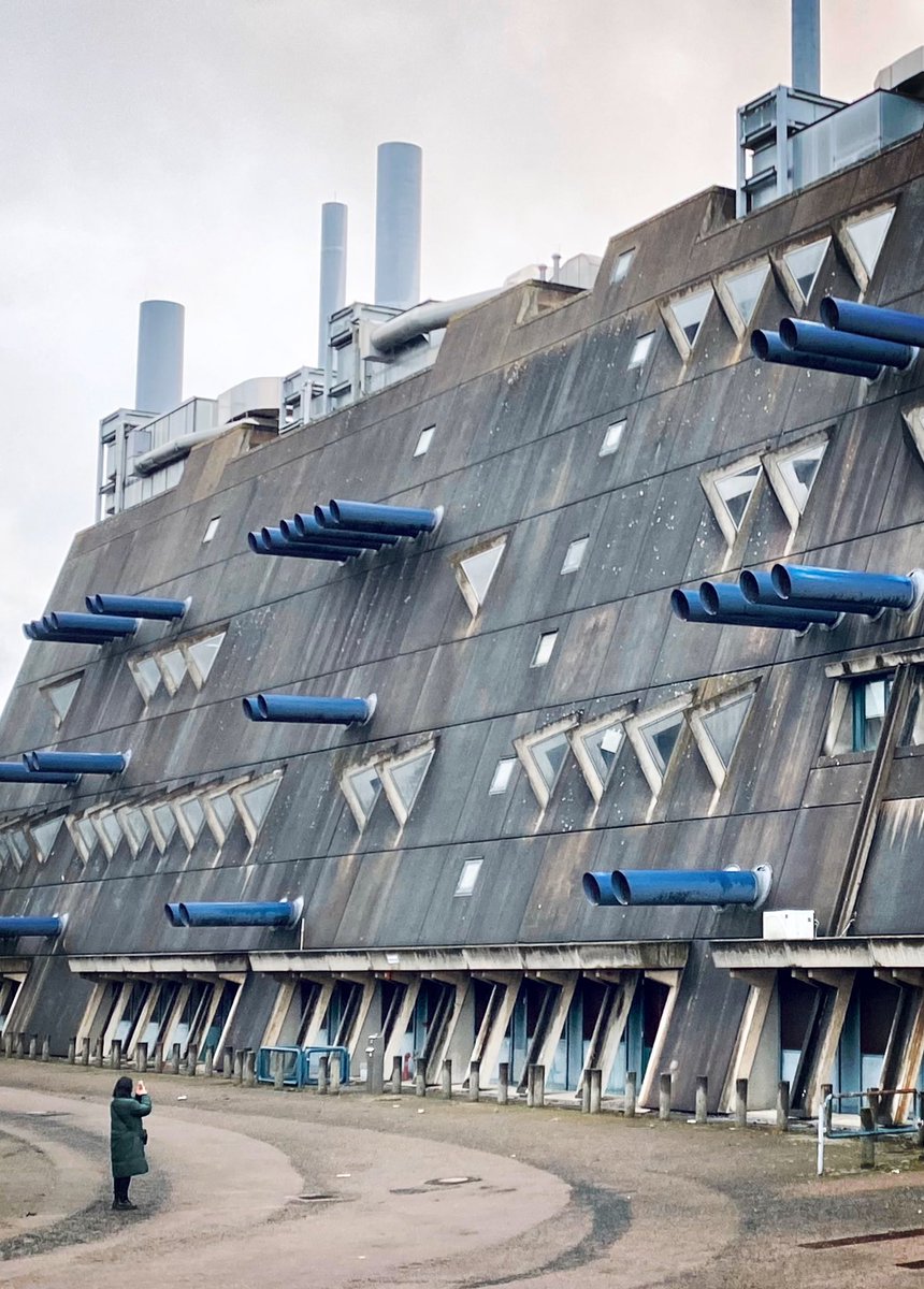 Endlich!!!🥳🥳🥳
Neu unter #Denkmalschutz: #Mäusebunker im Rahmen des Modellverfahrens Mäusebunker wurde unter Schutz gestellt!! 
#berlin <a href="/TspSuedwest/">Tagesspiegel Südwest</a> <a href="/I_love_Berlin/">I ♥ Berlin</a> <a href="/TspLeute/">Tagesspiegel Bezirke</a> <a href="/SOSBrutalism/">#SOSBrutalism</a> 
#SOSBrutalism #berlinbrutalismus #brutalistarchitecture