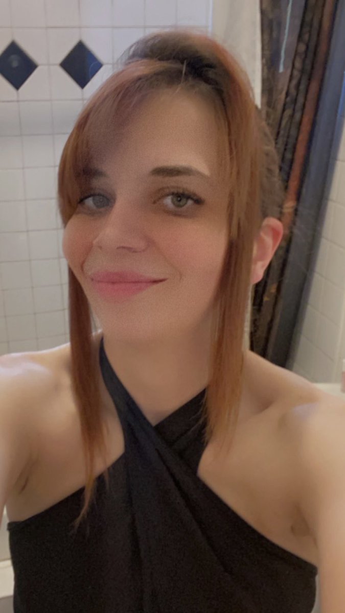Little_Rin83's tweet photo. 40 never looked so good https://t.co/g13EEVlADi