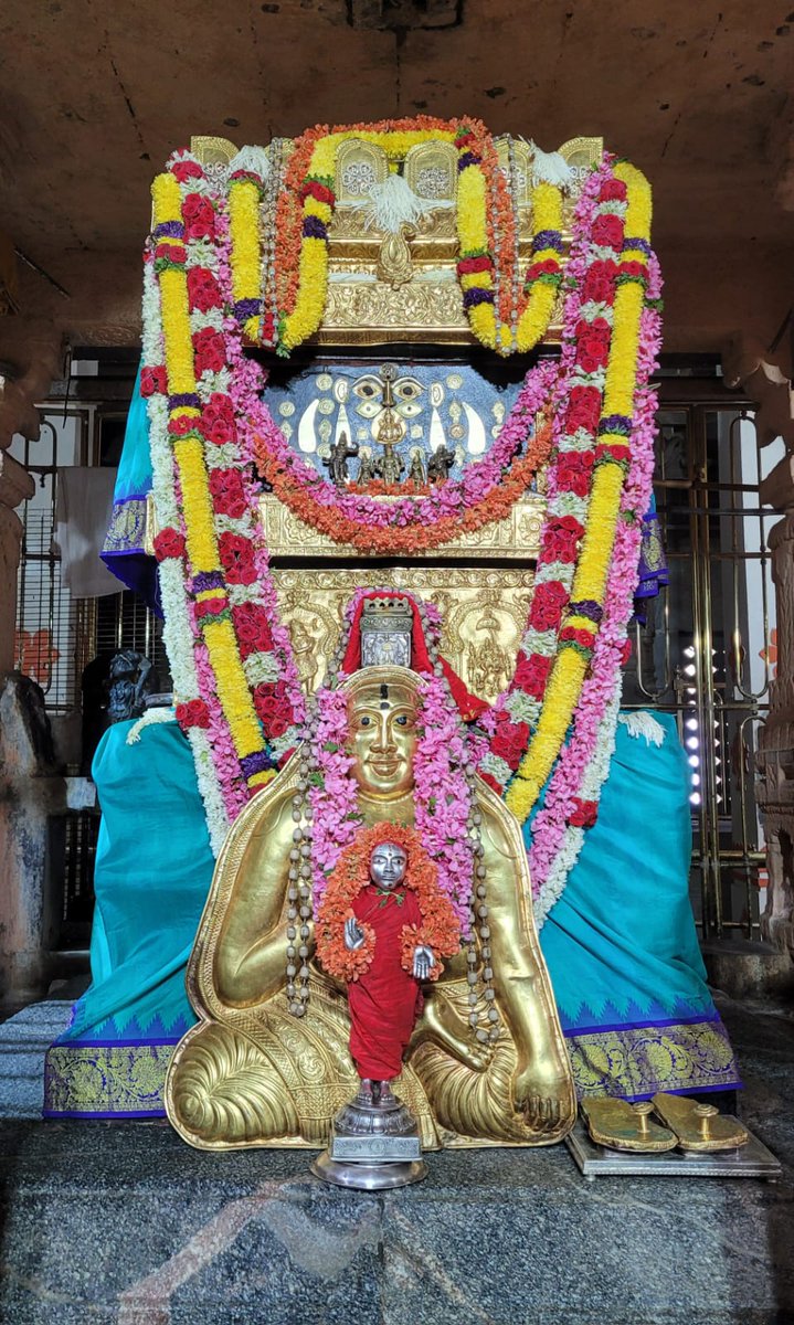 GirishArvind1's tweet photo. 26-05-2023
ಶ್ರೀ ರಾಘವೇಂದ್ರತೀರ್ಥರು ದರ್ಶನ್
@narendramodi @Jaggesh2  @MadhvaHistory @rambunctiousrk @Naraprasanvital  @manasaau @boringTinTin   @Vachaspathy91 @KulkarniKH @MoolaNakshatra @HariniRayasam @kanthapalli @Maddy13590  @sranjitha05 @Mukeshs1818 https://t.co/6bWI45PwUS