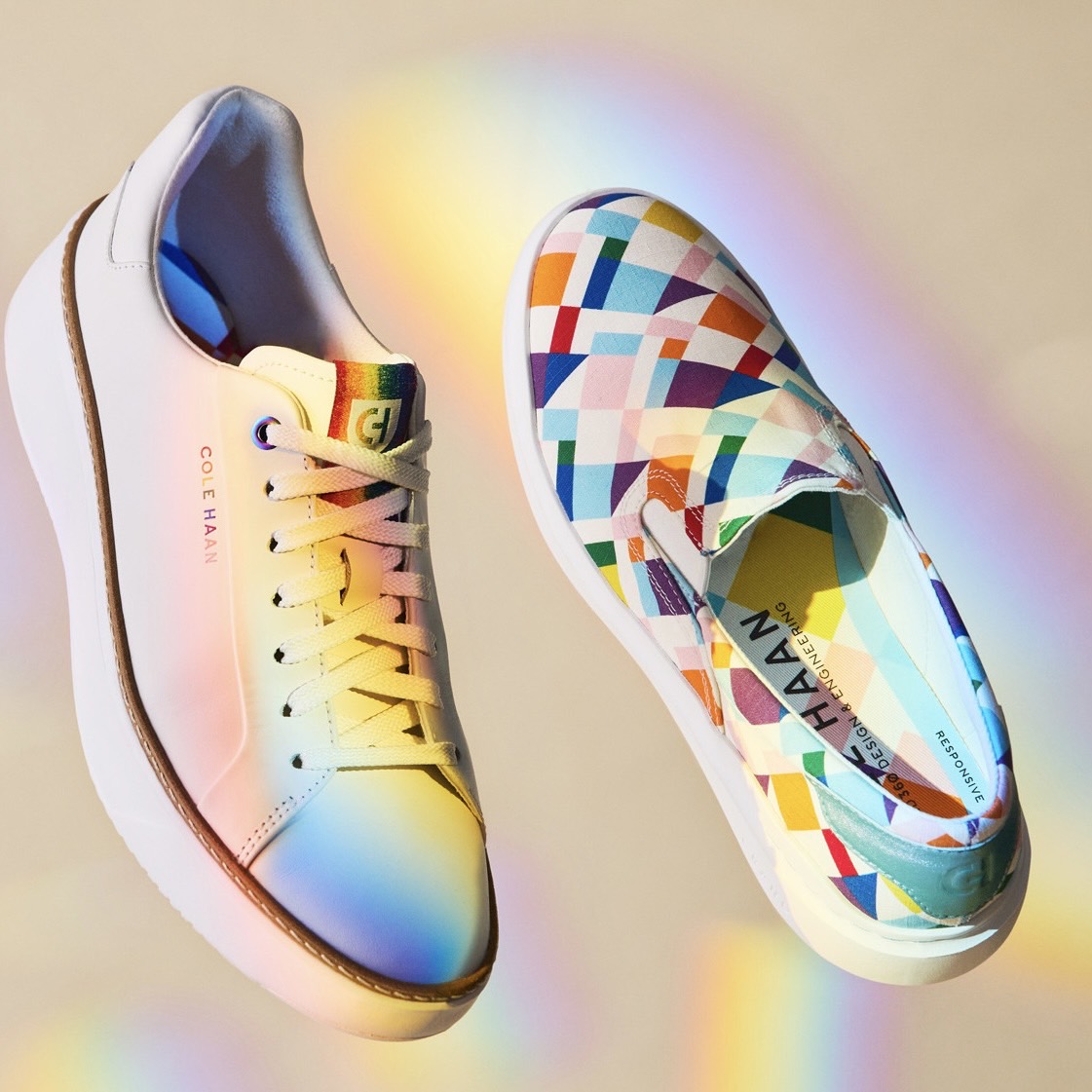 colehaanjapan's tweet photo. The Pride Collection
Live in color - 内面から溢れる光を輝かせ、日々プライドをもって進もう
https://t.co/OJbn9cl0CN
<グランドプロ トップスピン スニーカー ¥28,600->
<グランドプロラリーキャンバススリッポン ¥19,800->
#ColeHaan #コールハーン #ThePrideCollection #プライド #PRIDE https://t.co/jWqa7LMTp9