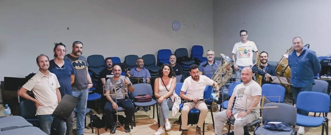 impulsaciudad's tweet photo. Impulsa Ciudad se ha reunido con la Banda Municipal de Música de Marbella. 🎷🎹

Hemos estado conociendo la situación actual de los miembros, y las carencias y necesidades que sufre una de las instituciones más antiguas de la ciudad con 150 años de historia. 🎼
 Impulsa Ciudad https://t.co/V1jRY0E6xh