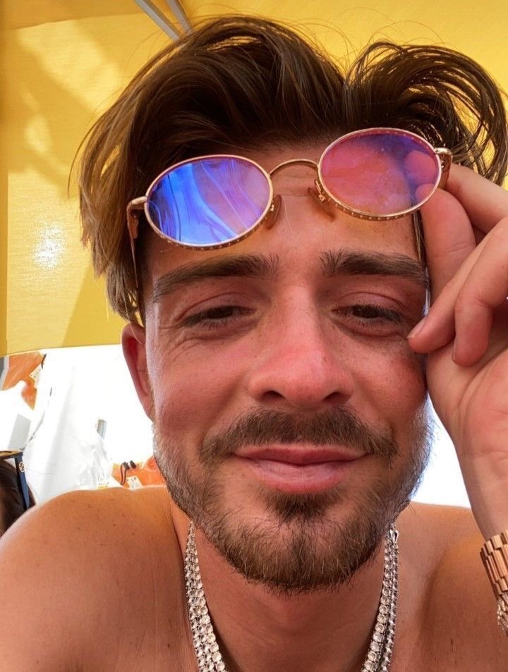 ⠀

                     📍 Checked in 
                            Phuket, Thailand.

⠀