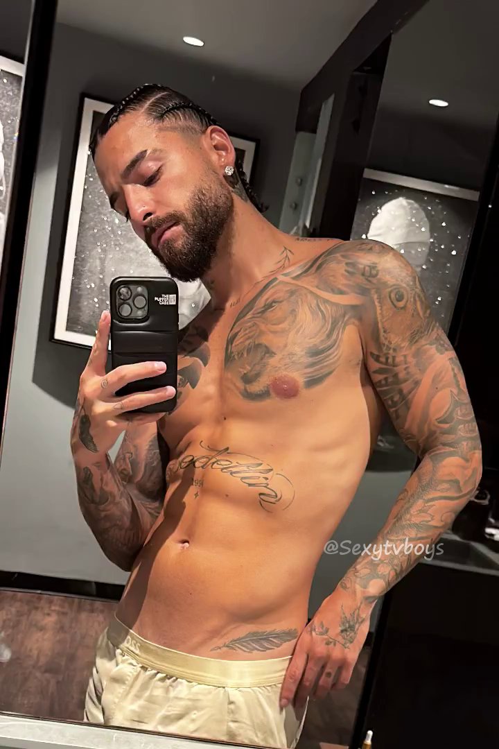 Sexytvboys's tweet photo. Maluma https://t.co/ryjzVD5CFZ
