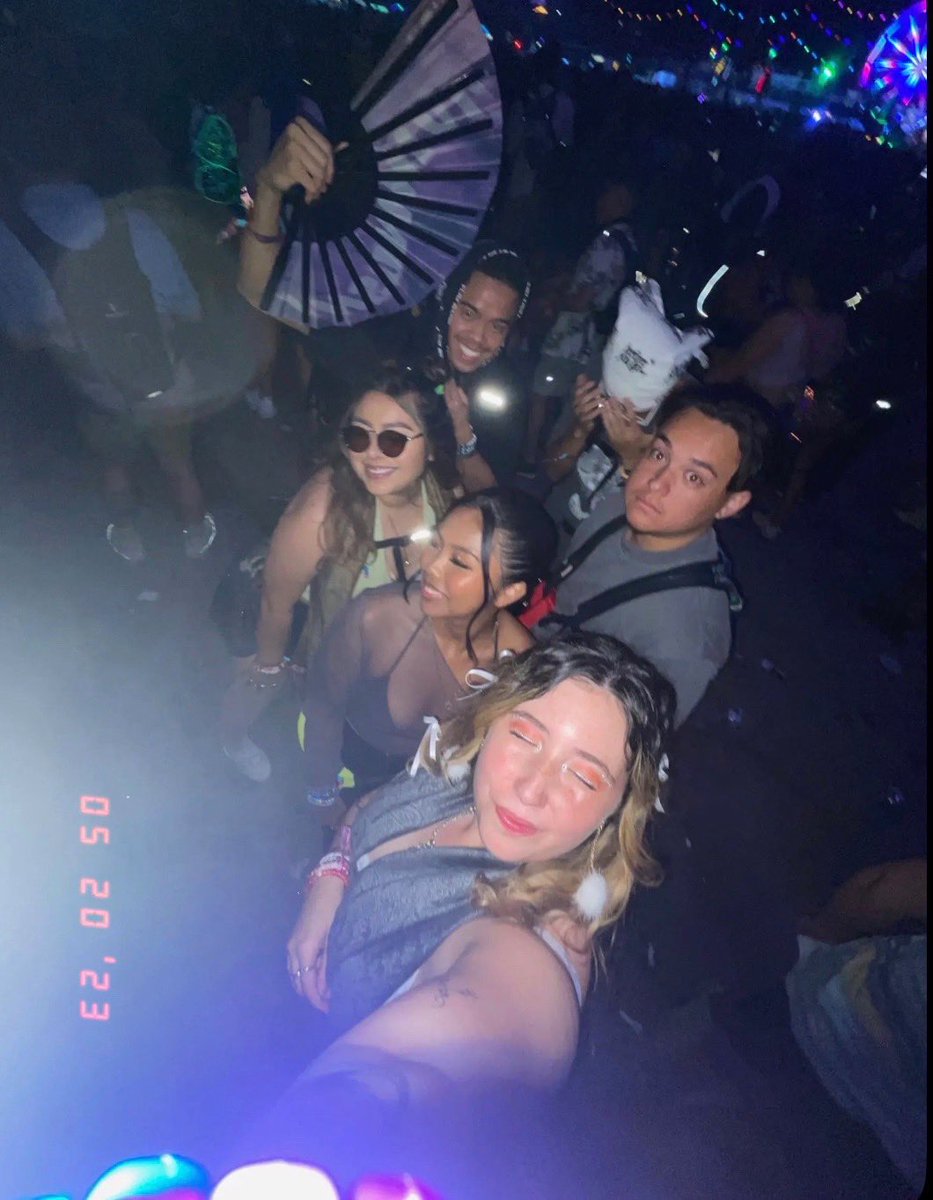 maryxtovar's tweet photo. EDCLV’23 🧡✨🫶🏽🎆 https://t.co/BbiSXCMPa7