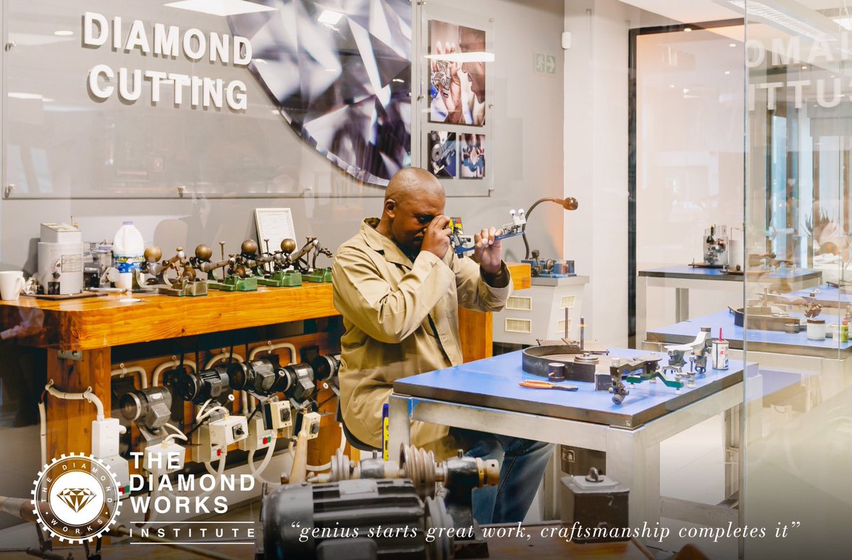 In the hands of a master, raw beauty is transformed to a magnificent jewel. #diamondcutting #master Discover the art of diamond cutting with our Sparkling Tour, book online thediamondworks.co.za #capetowntour #thingstodo #capetownactivities