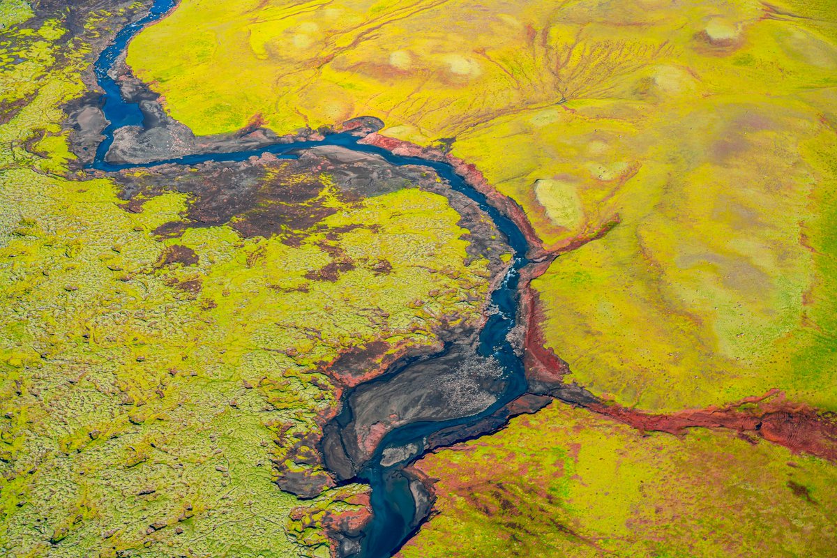 Gm 
Helicopter flights over Iceland in 2019