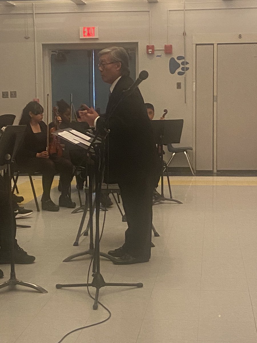 PantherPrincip2's tweet photo. It’s showtime! Thank you Mr. Yamamoto for stepping in and leading our panthers! Let the fun begin! @nlmusd @JessMedranoEdD https://t.co/SYWi8Vl3p3