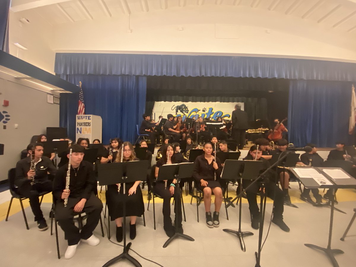 PantherPrincip2's tweet photo. It’s showtime! Thank you Mr. Yamamoto for stepping in and leading our panthers! Let the fun begin! @nlmusd @JessMedranoEdD https://t.co/SYWi8Vl3p3