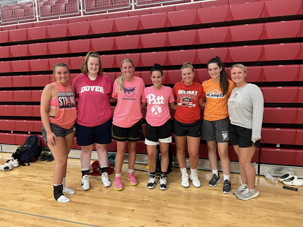 Last open gym of May tonight! We want to give a big s/o to these girls for coming in to play against our high schoolers and making them better each open gym!! We appreciate you all so much!! ❤️🌪️👏🏽 #wearedover