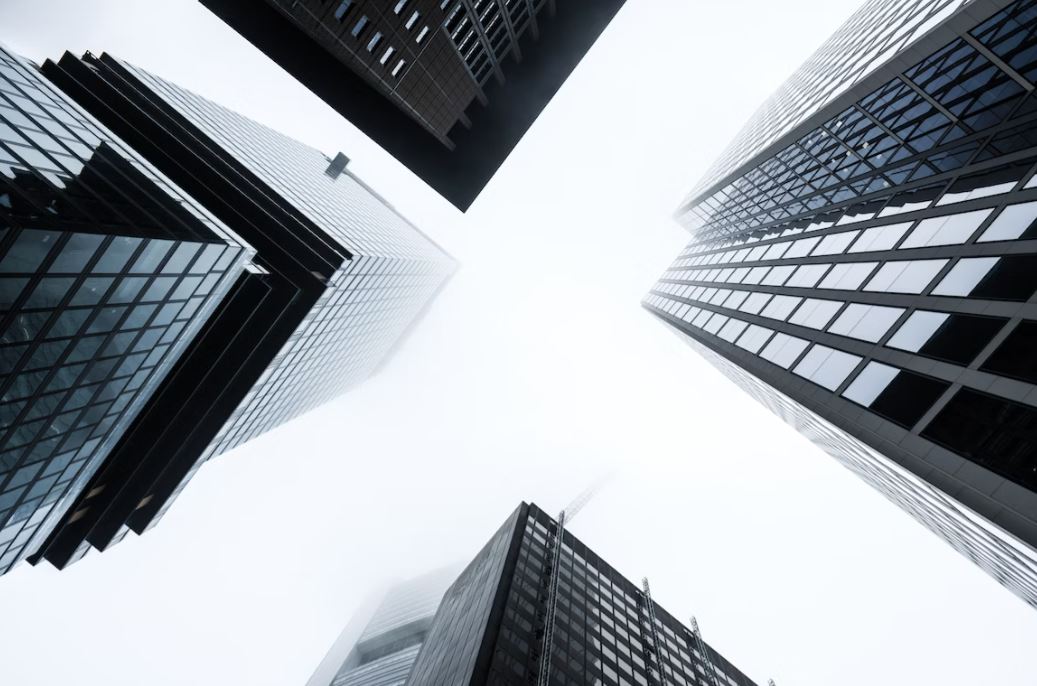 Consumer confidence in our banking system has dropped greatly in recent weeks, and people who had never heard the term "Financial Contagion" are talking about it regularly. Everyone is wondering where their money is truly safe. Here's the answer: loom.ly/nblxb18 #money