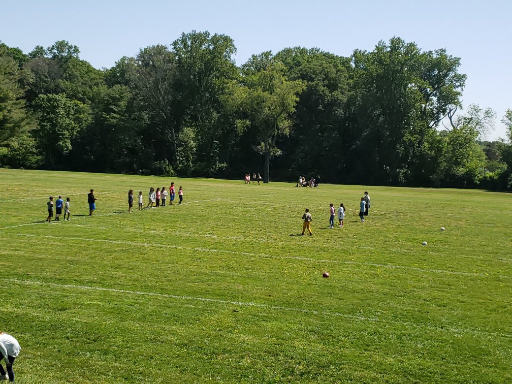 Everyone had a great time at the Marking Period 4 PBS Celebration at Delcastle Recreational Park today. What a beautiful day that was full of sun and fun! #theAmazingPlace <a href="/RedClaySchools/">Red Clay Consolidated School District</a>