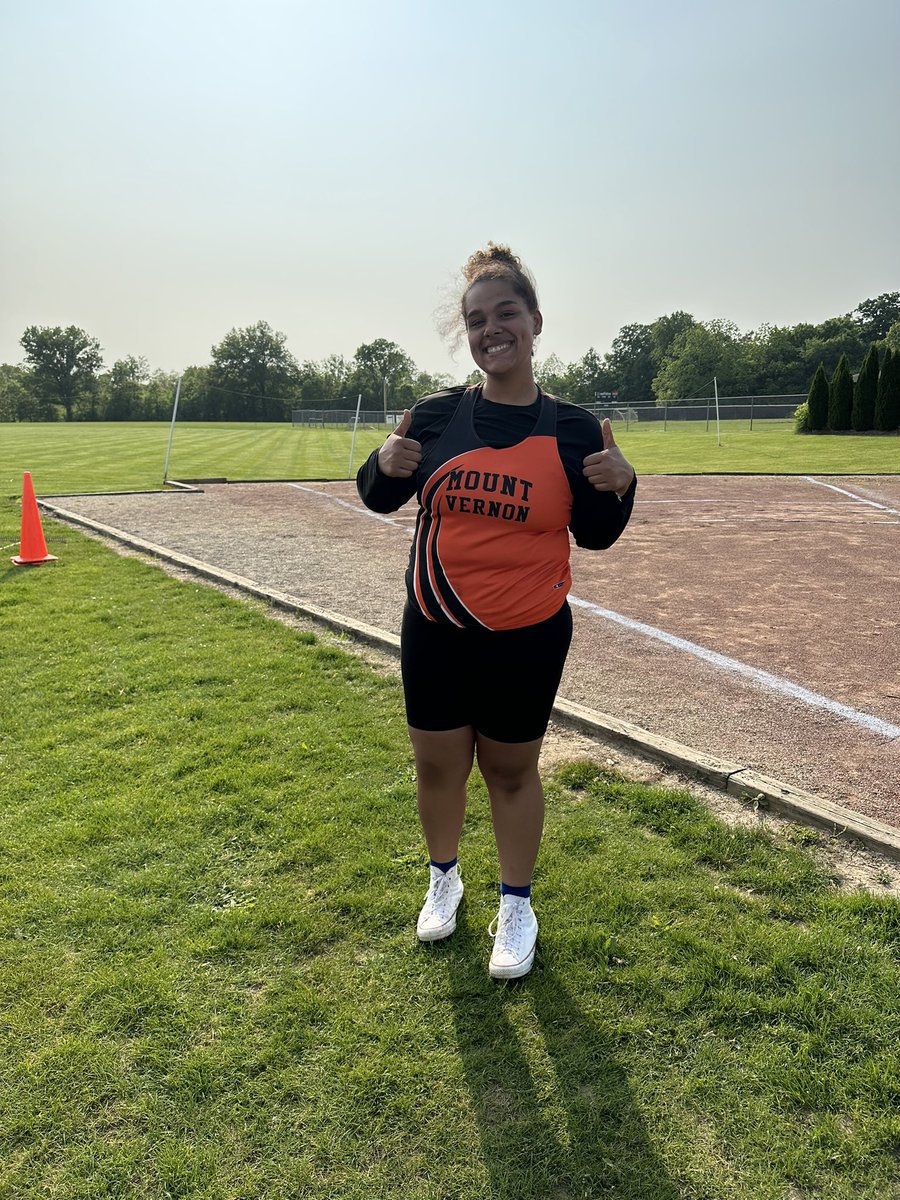 Kathy Thayer tweet media