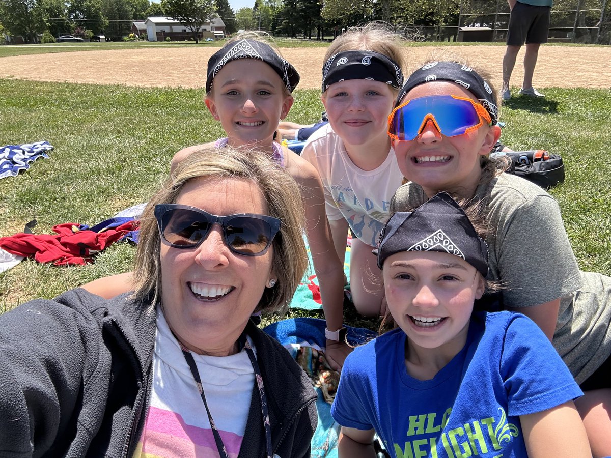 Liza Rudick (@lrudickbcps) on Twitter photo Such a fun 4th grade sports day! Thank you <a href="/ChenowethDenise/">Denise Chenoweth</a> and all our parent helpers making the day great. <a href="/Prettyboyes1/">PrettyboyES</a> <a href="/NicoleKNorris/">Nicole Norris</a> <a href="/JeffTessierBCPS/">Jeffrey Tessier</a> <a href="/rpricerosier/">Robin Price-Rosier</a> Such a fun 4th grade sports day! Thank you <a href="/ChenowethDenise/">Denise Chenoweth</a> and all our parent helpers making the day great. <a href="/Prettyboyes1/">PrettyboyES</a> <a href="/NicoleKNorris/">Nicole Norris</a> <a href="/JeffTessierBCPS/">Jeffrey Tessier</a> <a href="/rpricerosier/">Robin Price-Rosier</a>