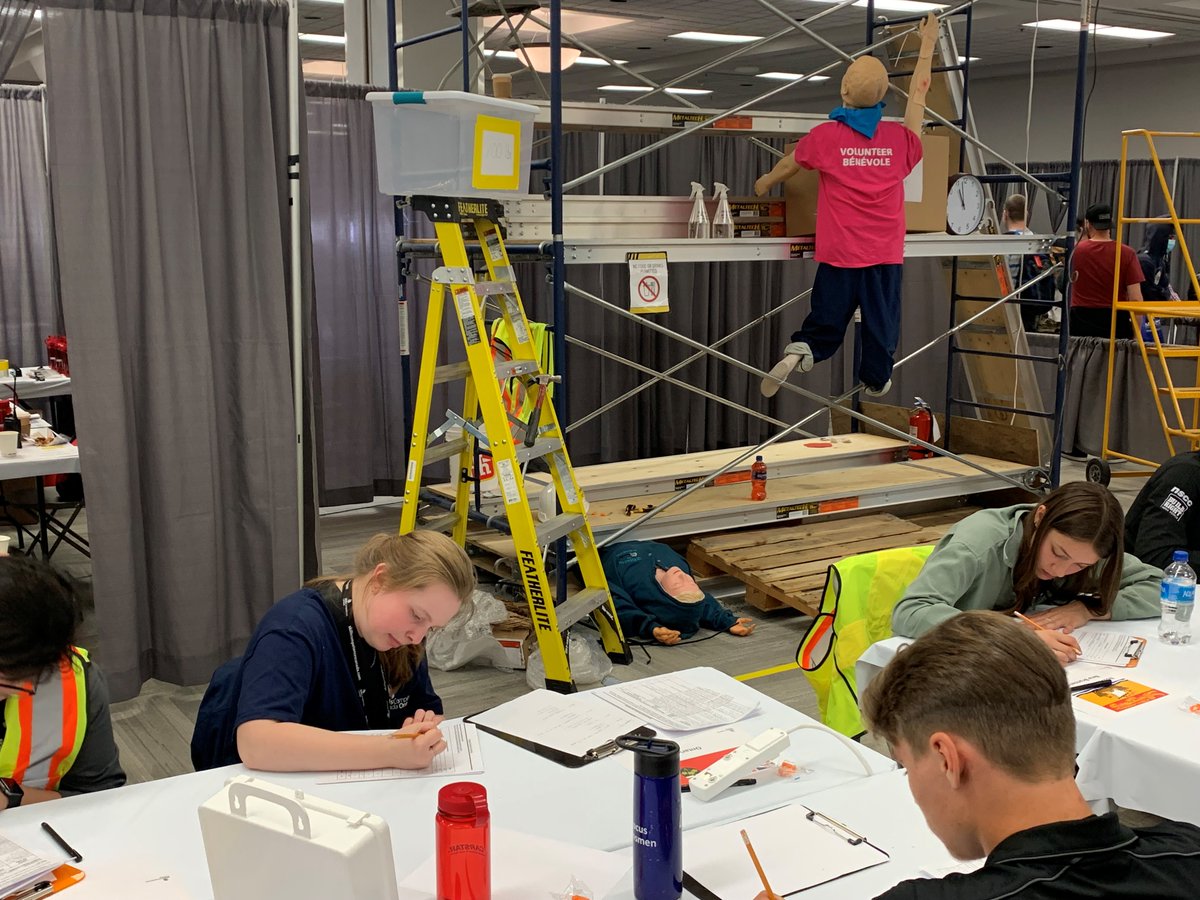 skillsontario's tweet image. What a great start for #TeamOntario2023 at the #SCNC2023! Here are a few action shots from today's events. Tune in for the second day of competitions tomorrow 😎