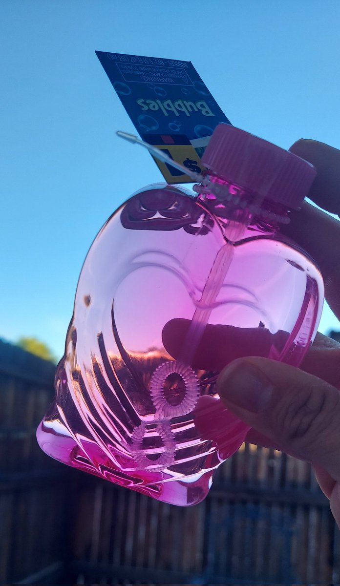 kushylibra's tweet photo. Bubbles https://t.co/TsP5gNOnrB