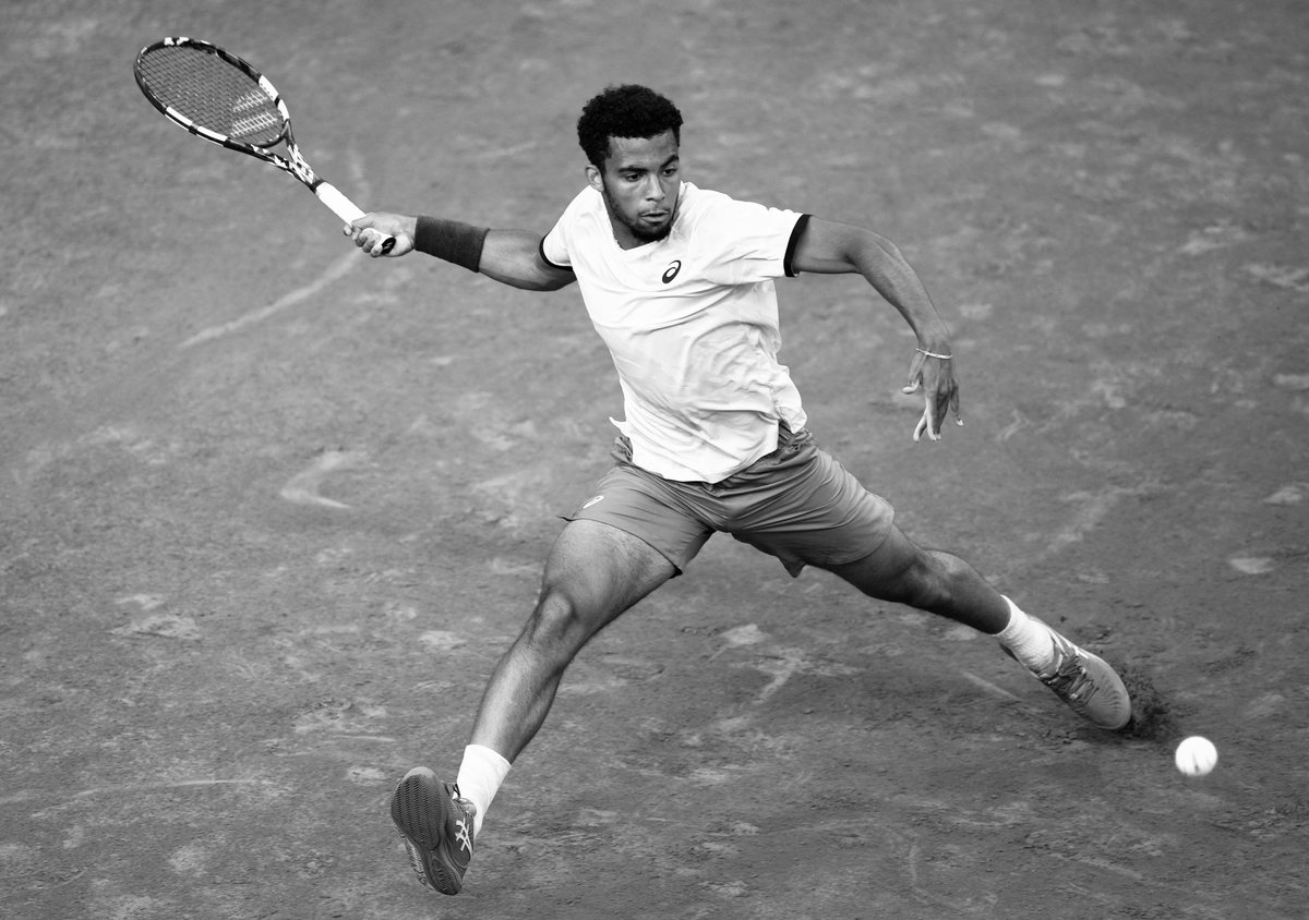 #OpenParc | @ArthurFils1 is into his third ATP Tour semi-final of the season after Felix Auger-Aliassime withdrew from their quarter-final with a shoulder injury. The 18-year-old Frenchman takes on American No 8 seed Brandon Nakashima for a place in the Lyon final. 📸 | Reuters