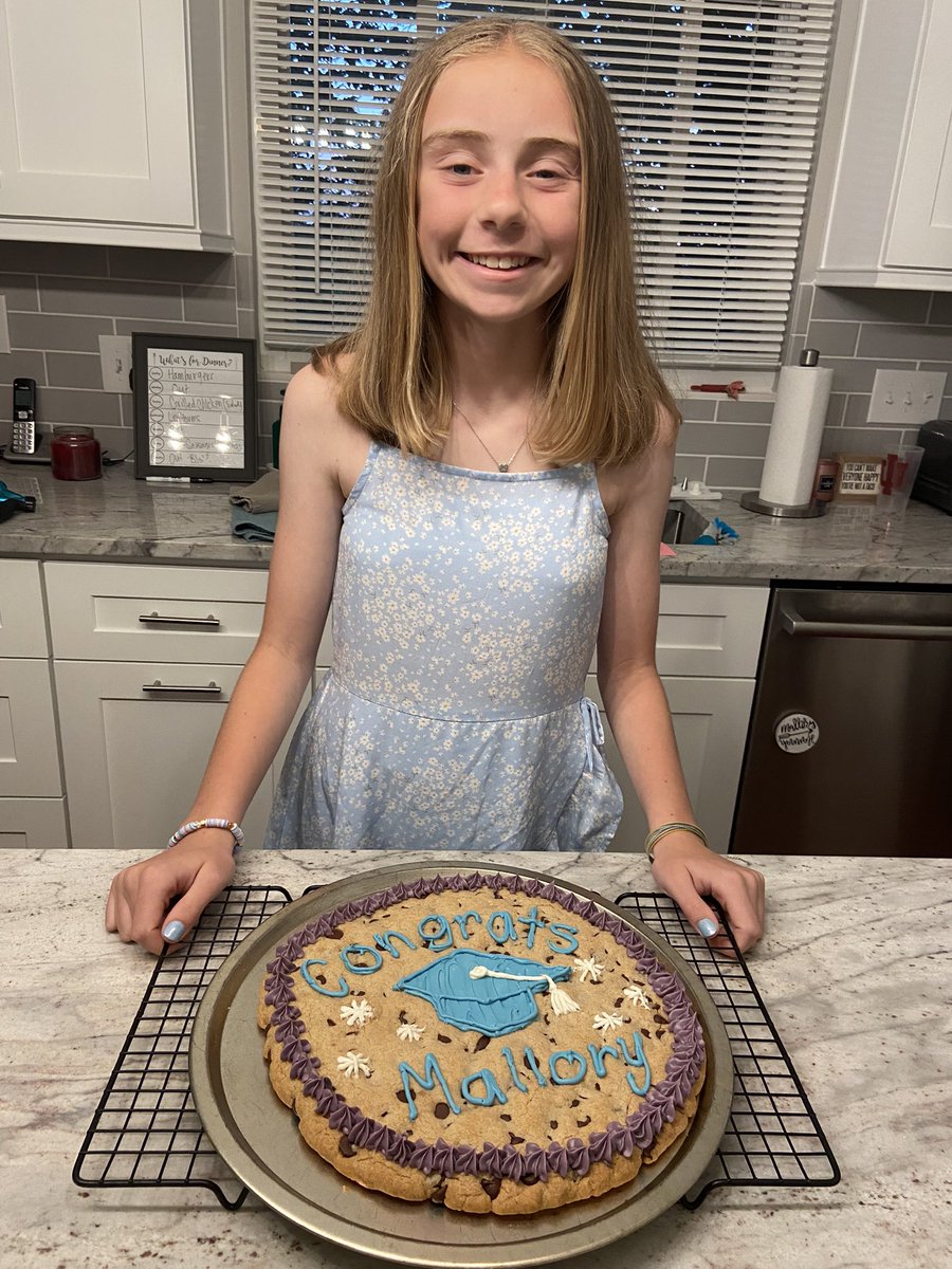 Jenn Bottoms tweet media