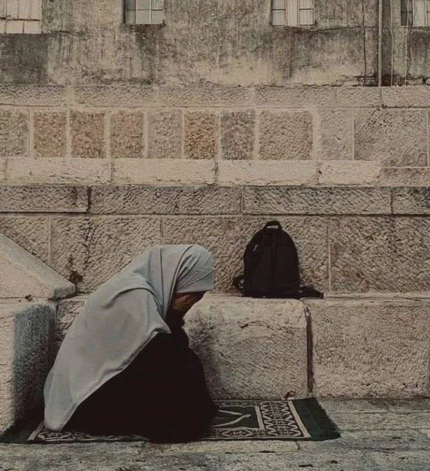 Quranconnect_'s tweet image. Allah Always listens 🥹🤍