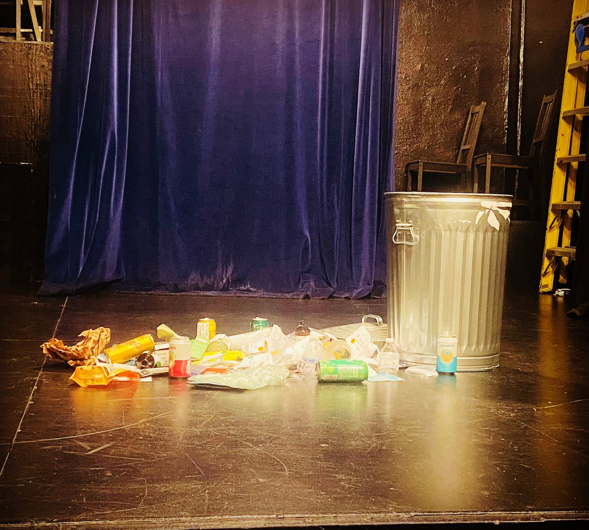 GeorgiaVanC's tweet image. Rehearsal tonight… making a mess!! Come watch me clean it up next Wednesday May 31st 7pm at @hudsontheatres tickets avail: eventbrite.com/e/632457977837  #livetheatre #publicspeaking #sonervous