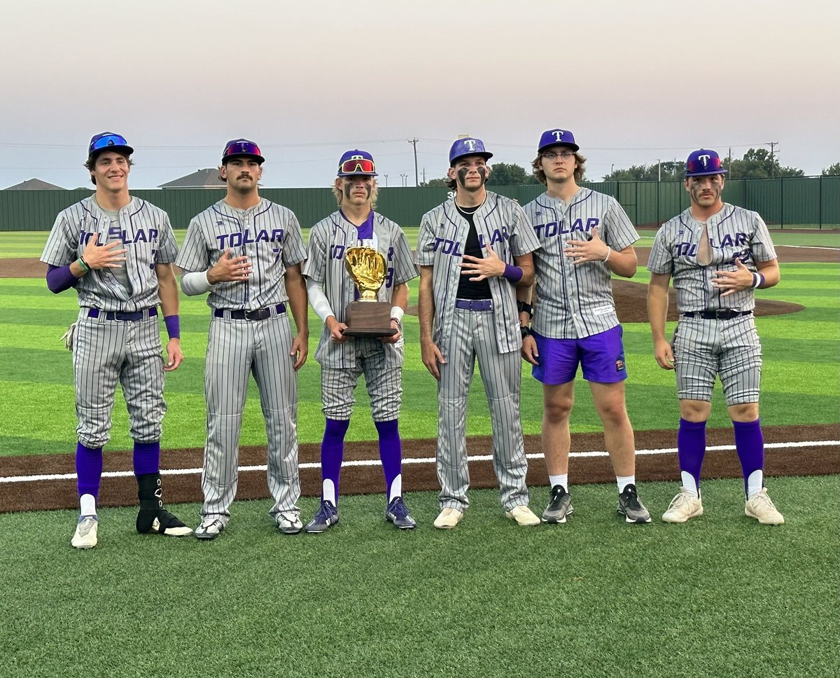 tolarhighschool's tweet photo. Congratulations Rattlers! Regional Semi-Final Champions! Regional Finals next week. #SnakeFarm 🐍⚾️💪🏻👏🏻 https://t.co/I5djmwJVj4