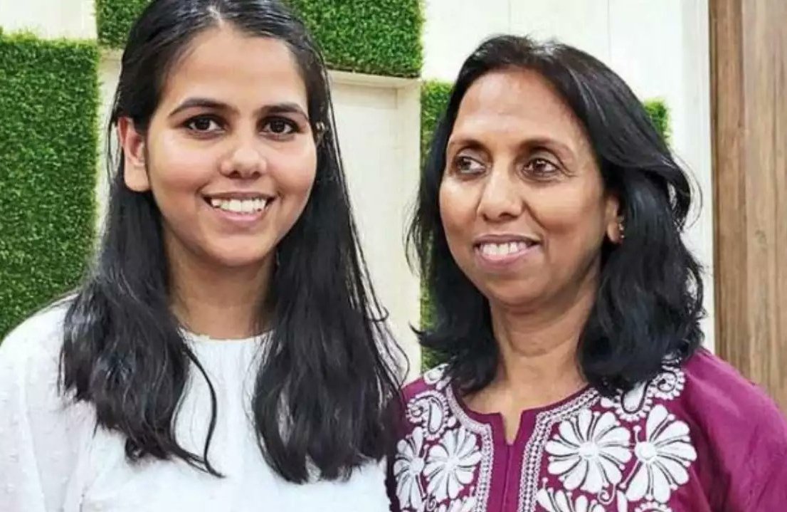 My mother supported me emotionally in this journey💝
#UPSC #IshitaLohia