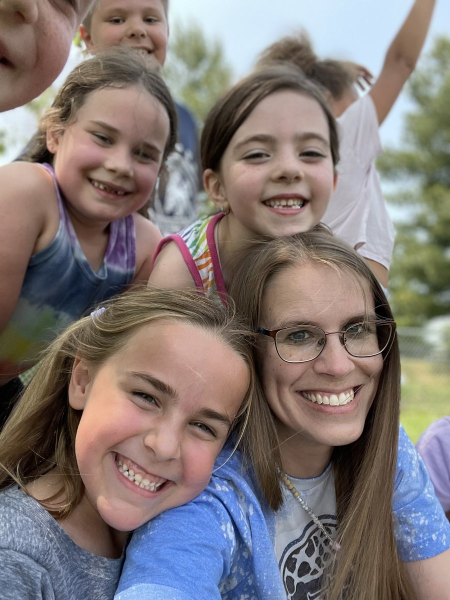 Lisa Meyer tweet media